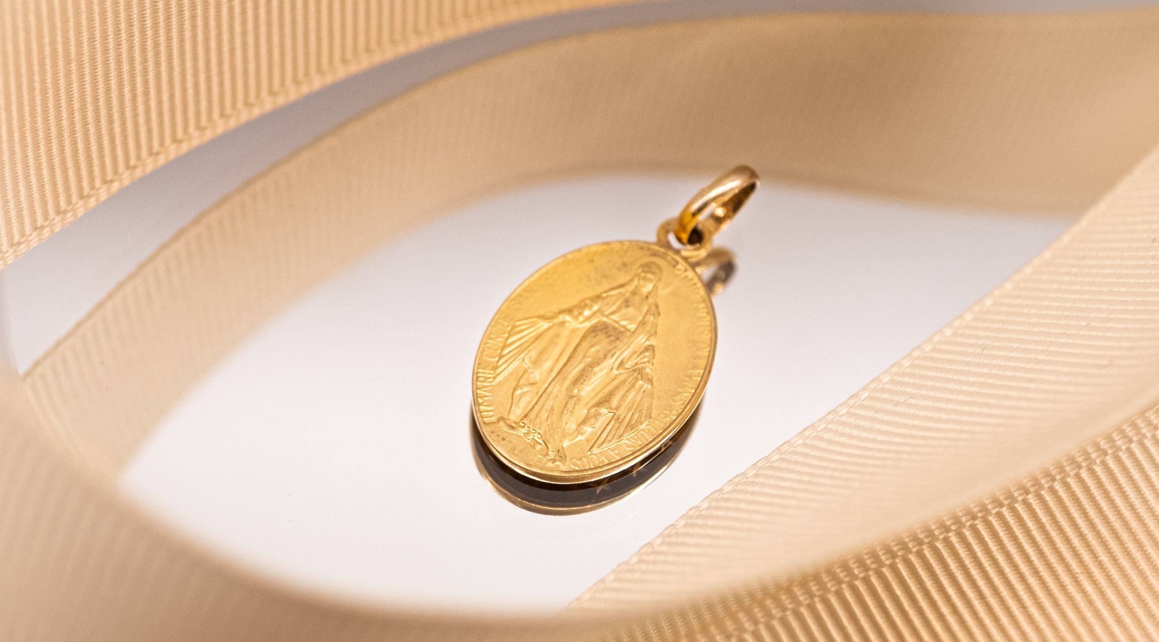 Médailles Miraculeuses or 18 carats