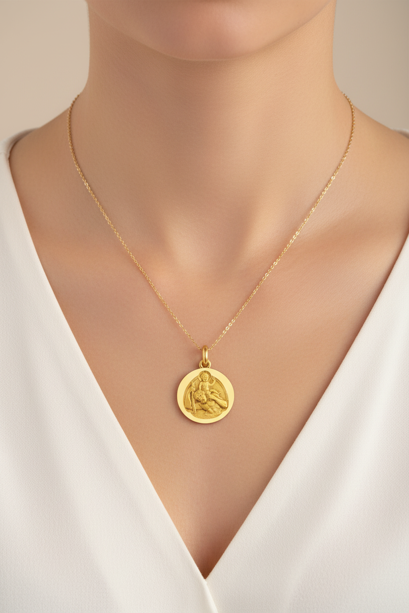 Medalla de San Cristóbal pulida